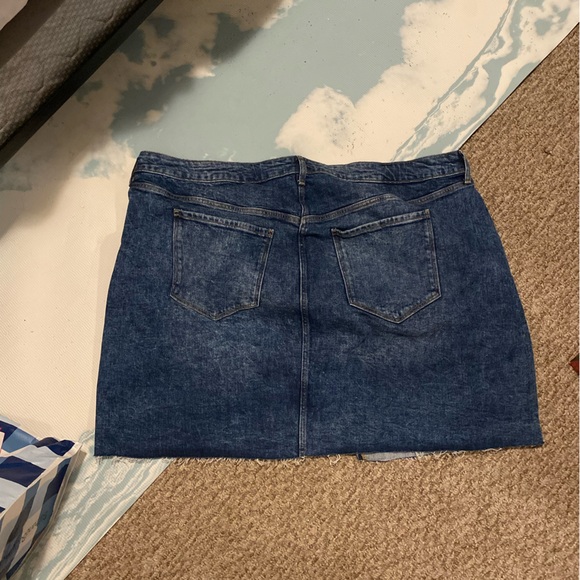 Old Navy Jean Skirt - Picture 2 of 3